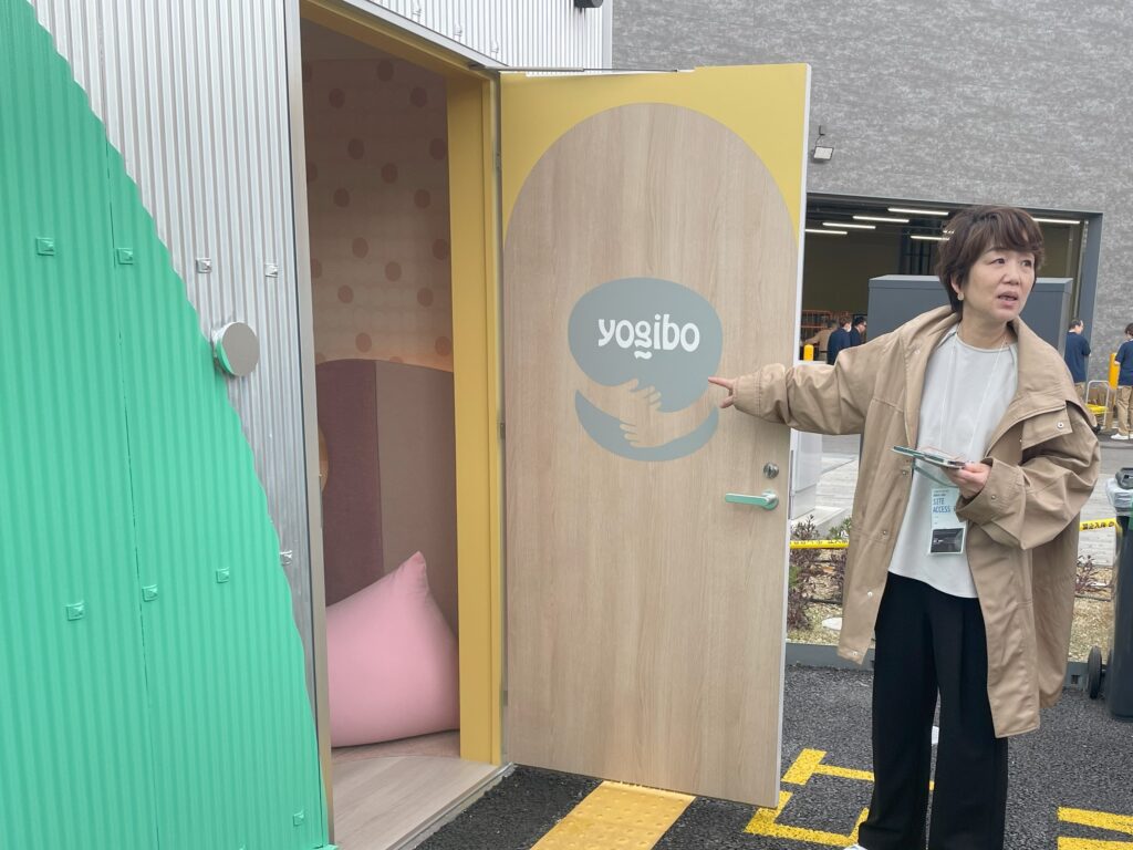 視察中の橋口さん